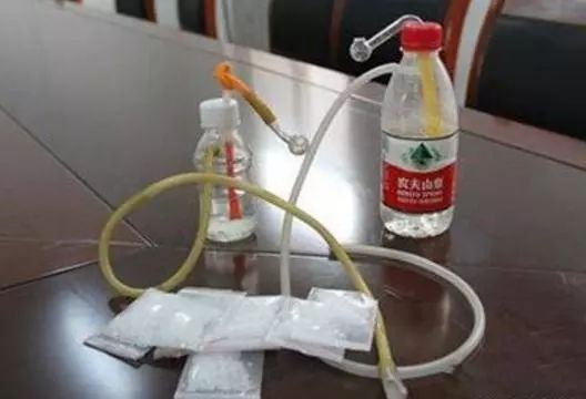 *毒冰**是如何从军需药品发展成为新一代*品毒**之王的