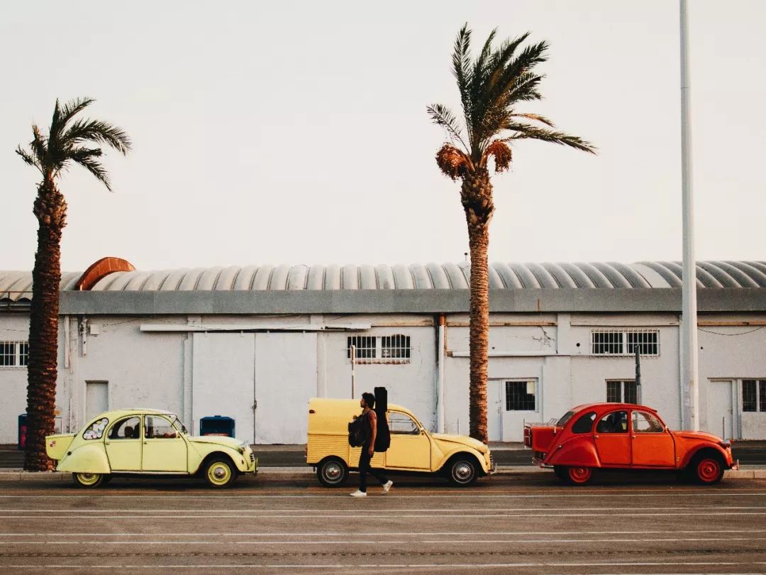 好想来一场自由的旅行,好想来一场自由自在的旅行