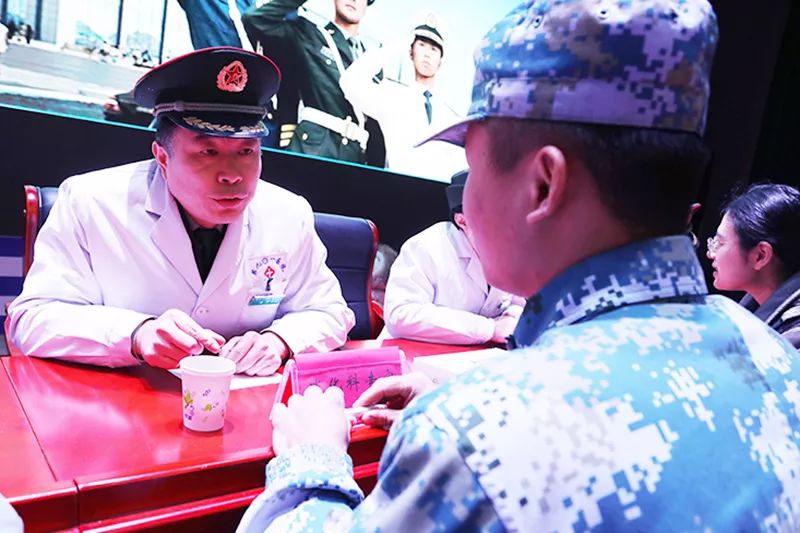 第901医院：温暖送给最美“逆行军嫂”