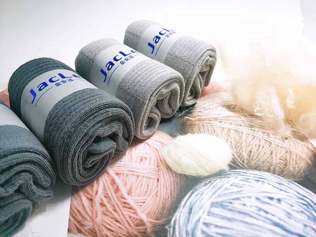 每天成交2w单！连穿7天不臭脚的袜子，世界专利金奖，连脚气都没复发了！