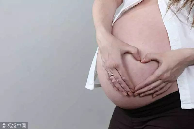 产后一笑就漏尿,产后笑到漏尿怎么办