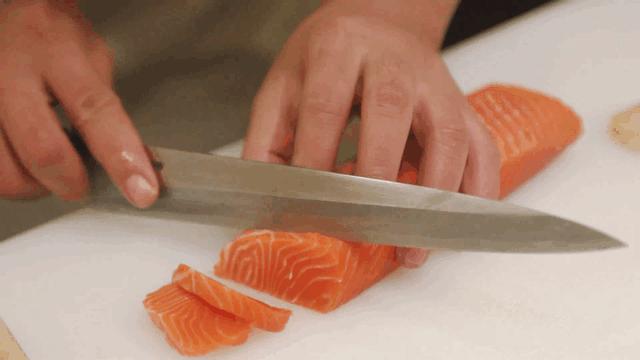 火遍牡丹街的正宗日料,鸟悄地在净月开分店啦!