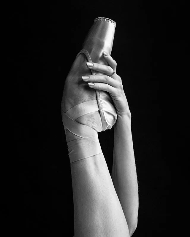 当摄影师遇上芭蕾舞者只看不拍,当摄影师遇到欣赏自己的模特