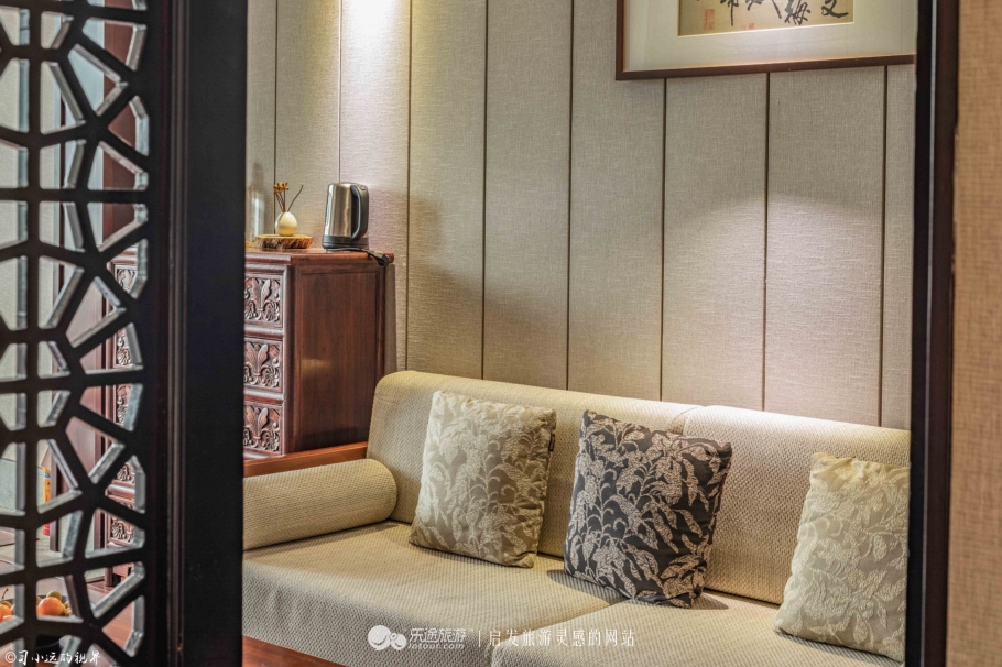 这个藏于梅花深处的山庄，让你抛却繁杂静享浮光