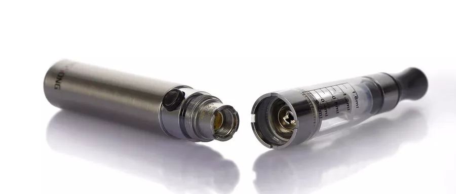 游客没带身份证在香港会被罚款吗,去香港带什么会被罚款