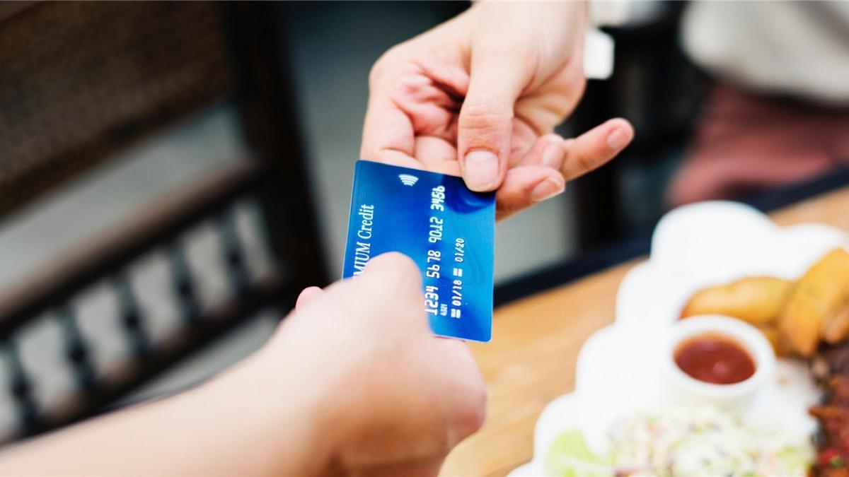 支付宝还信用卡需要手续费么,支付宝还信用卡有手续费么