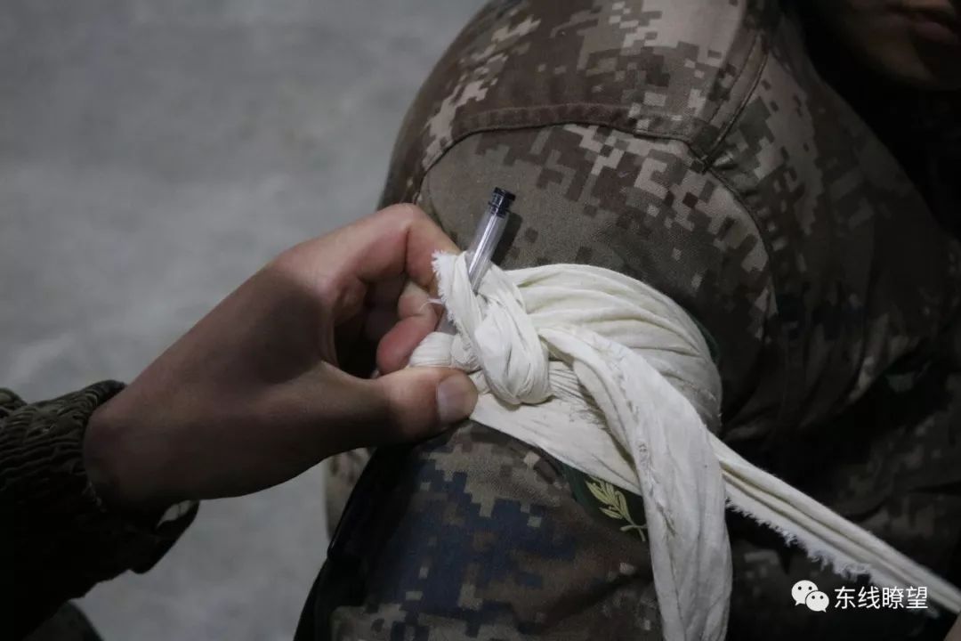 三角巾多种使用方法,三角巾使用方法及注意事项