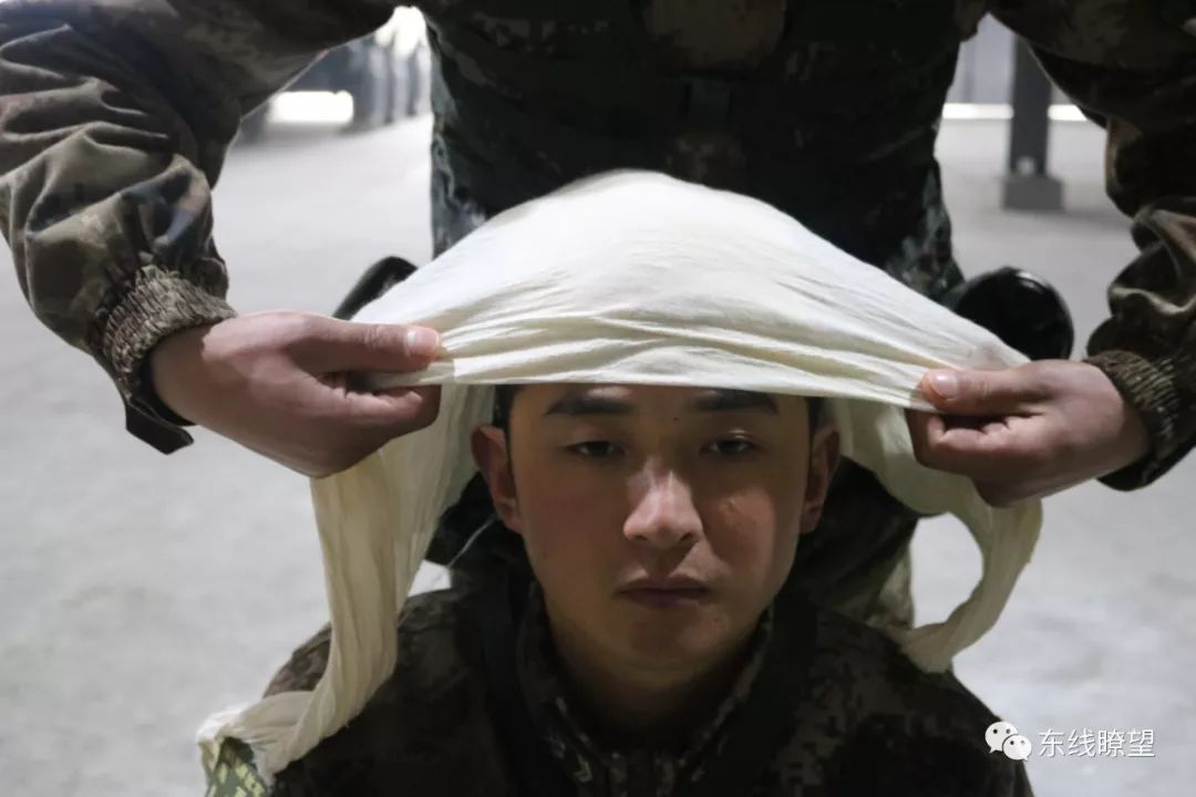 三角巾多种使用方法,三角巾使用方法及注意事项