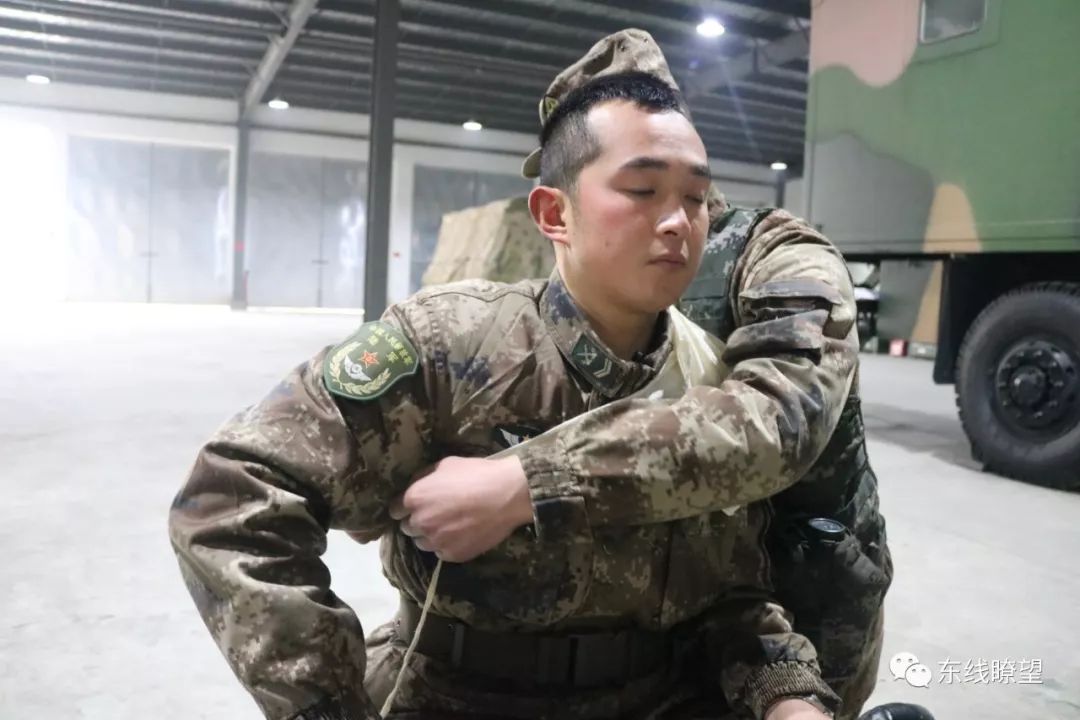 三角巾多种使用方法,三角巾使用方法及注意事项