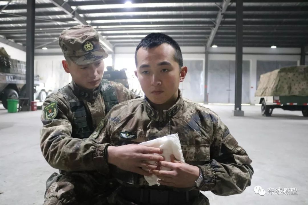 三角巾多种使用方法,三角巾使用方法及注意事项