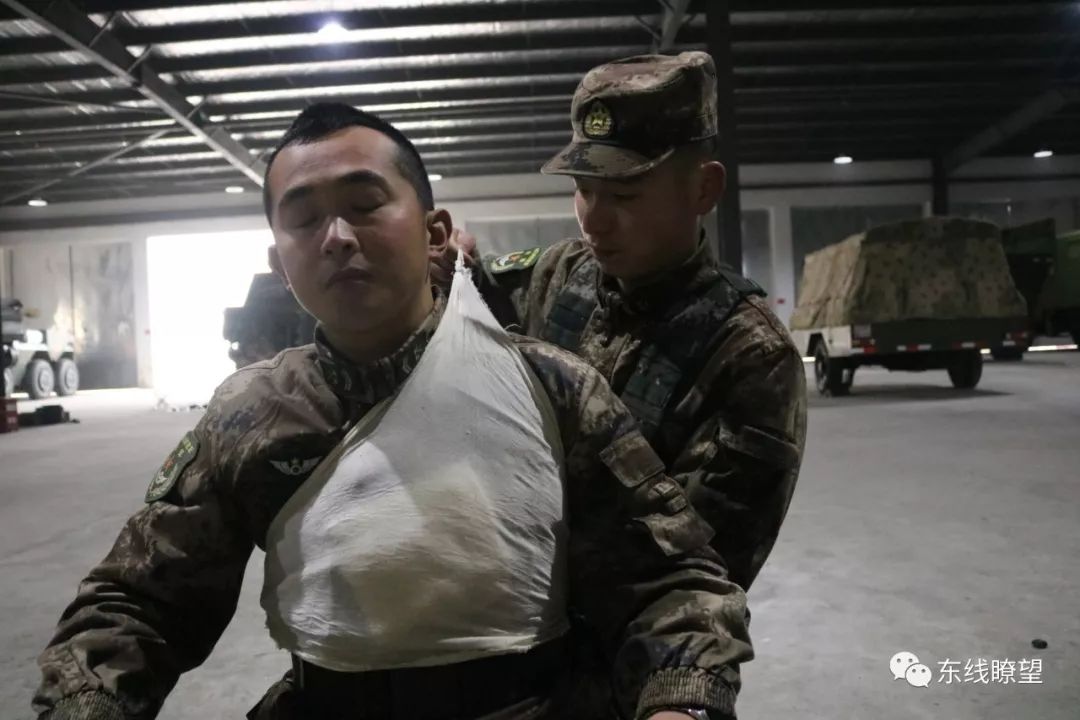 三角巾多种使用方法,三角巾使用方法及注意事项