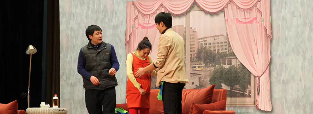 开心麻花是怎么火的,开心麻花是突然爆火的吗