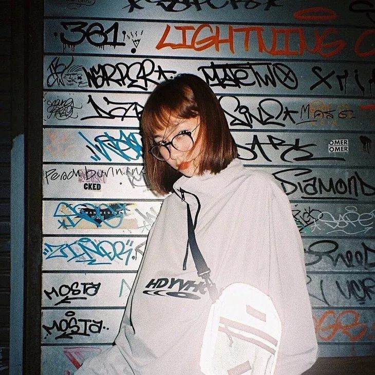 泰国大框眼镜妹,泰国眼镜妹是谁