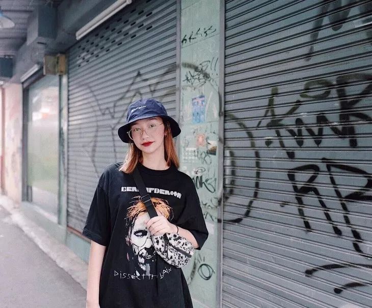 泰国大框眼镜妹,泰国眼镜妹是谁