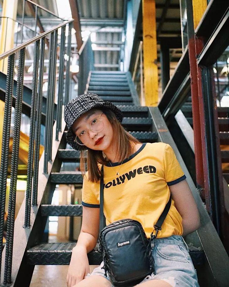 泰国网红眼镜妹,泰国最近很火的眼镜妹