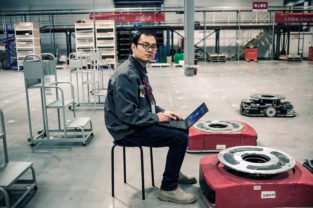 无人智能分拣对物流的影响,无人分拣仓库