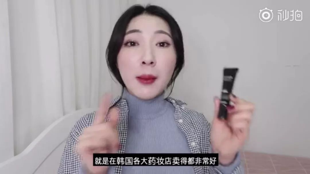 持久不暗沉粉底液测评平价不到100,带磨皮效果的粉底液测评