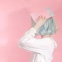 烫发女中长发慵懒怎么烫最合适,中短烫发扎半头怎么扎才好看