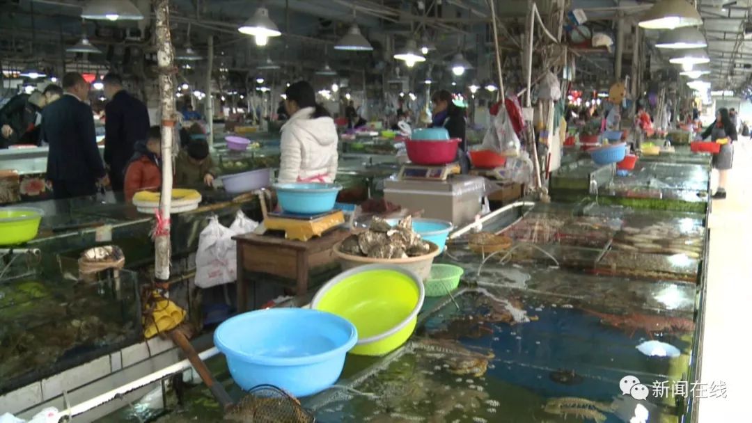 南宁白沙海鲜市场缺斤少两,南宁海鲜市场缺斤短两被挂牌
