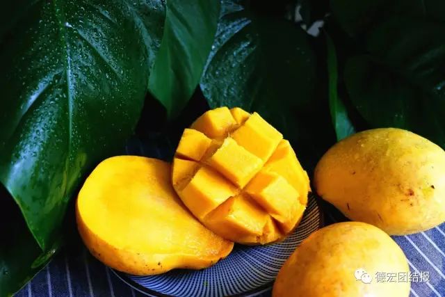 德宏景颇小伙弄丁眼里的电商经：缅甸“钻石”芒果惹人爱！