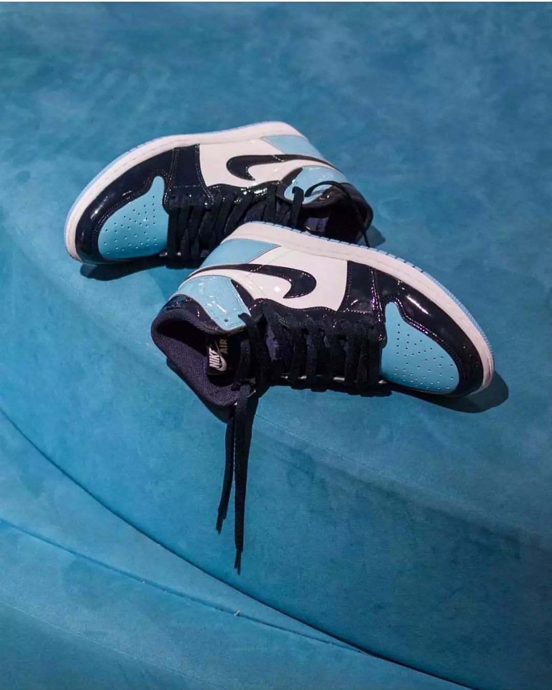 买airjordan,airjordan1买大点的还是偏小