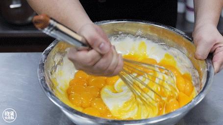 枕头蛋糕店,可以预约的蛋糕店