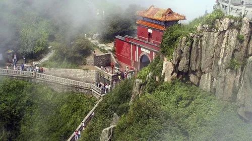 关于山东泰山的故事有哪些,讲好泰山故事