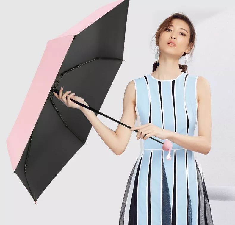 专治“懒得带伞”｜黑科技胶囊伞，遮风挡雨、颜值满分