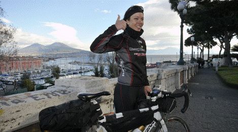 强迫*女幼**与男性发生*行为性**、甚至变*女妓**，这个妈妈为何如此丧心病狂？