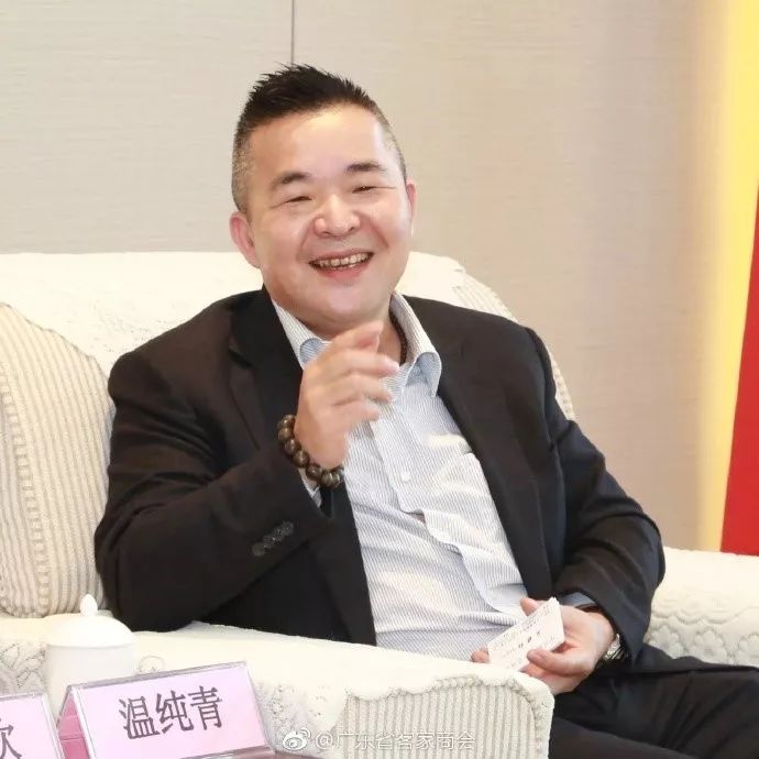 赵薇黄有龙经济官司,黄有龙和赵薇现在的生活状况