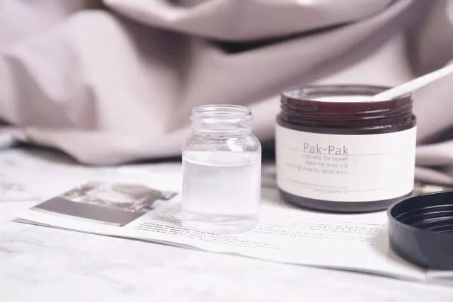 胶原蛋白吃的好还是涂的效果好,胶原蛋白是吃进去好还是脸部抹好