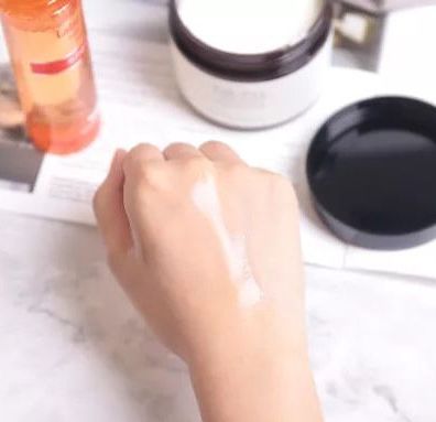 胶原蛋白吃的好还是涂的效果好,胶原蛋白是吃进去好还是脸部抹好