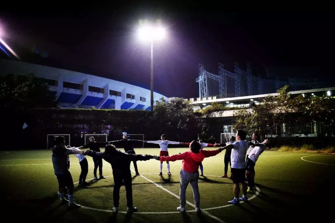 足球的真正魅力不在于输赢,足球真正的魅力不是输赢