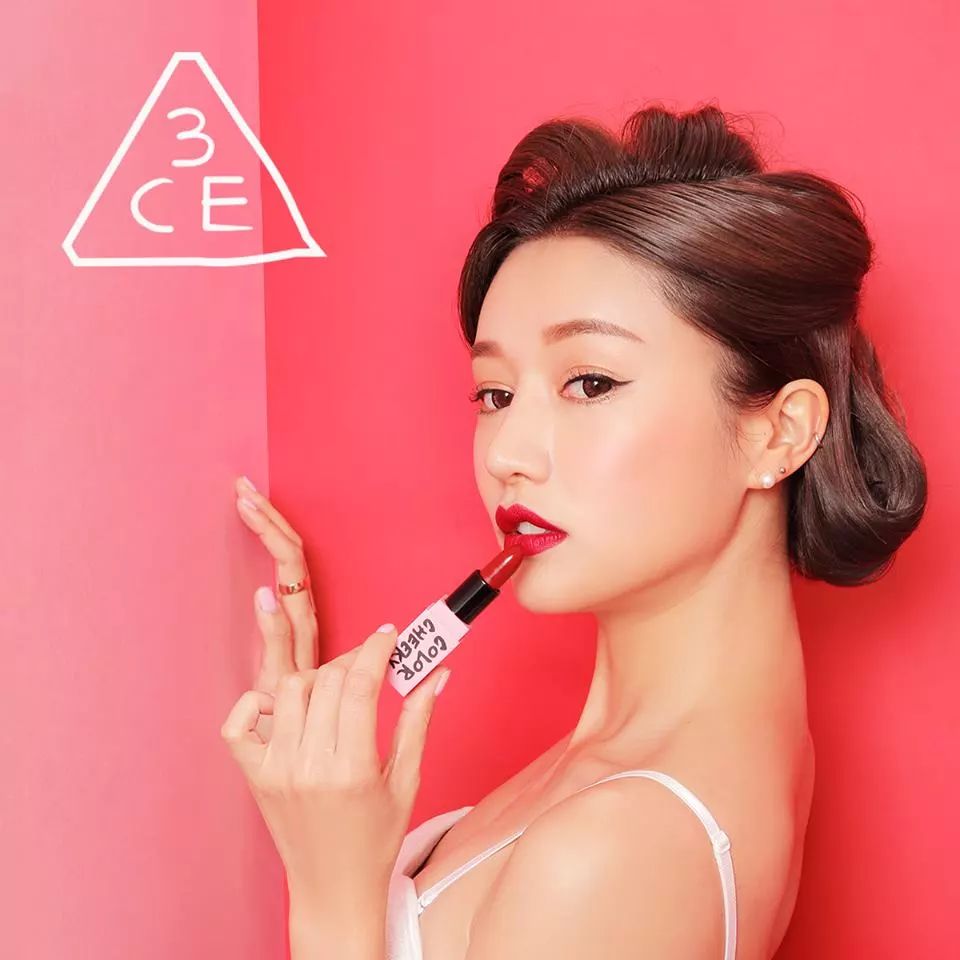 韩国男性化妆普遍，带动消费；B站出品首张音乐专辑｜「潮流DimSum」Vol.138