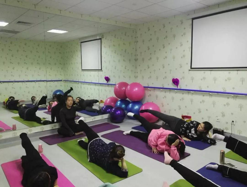 科学胎教智慧育儿,科学孕产轻松恢复好身材