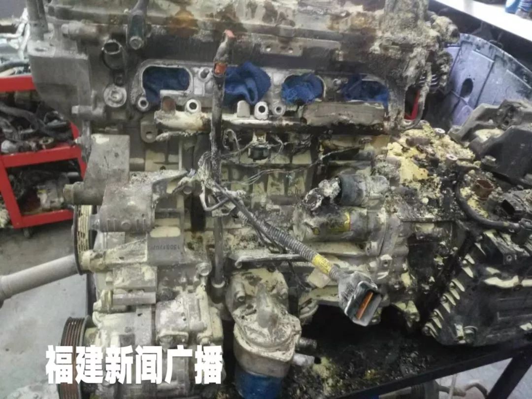 漳州一车自燃,漳州小车自燃事件