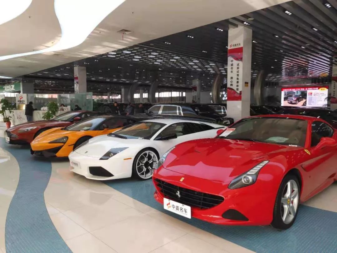 买卖二手车中间商赚差价,二手车中间商赚差价模式案例