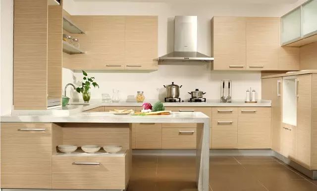 各种类型橱柜优缺点,不锈钢橱柜台面的优缺点