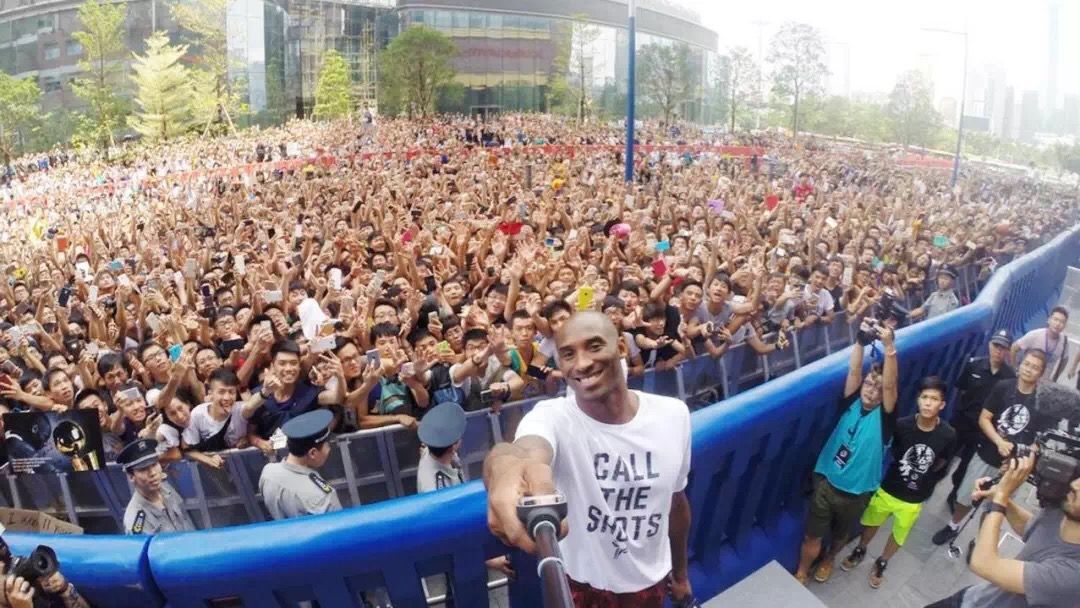 Gap集团将分拆上市；亚马逊推出自助打假计划，允许品牌自行删除山寨产品；京东Toplife被合并到Farfetch中国