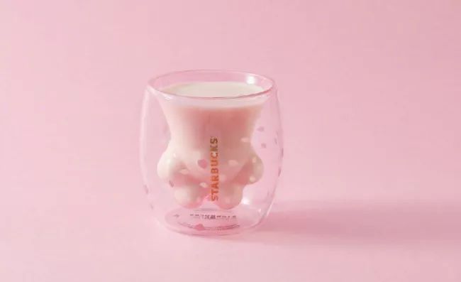 星巴克猫爪杯打架完整版,关于星巴克猫爪杯事件看法