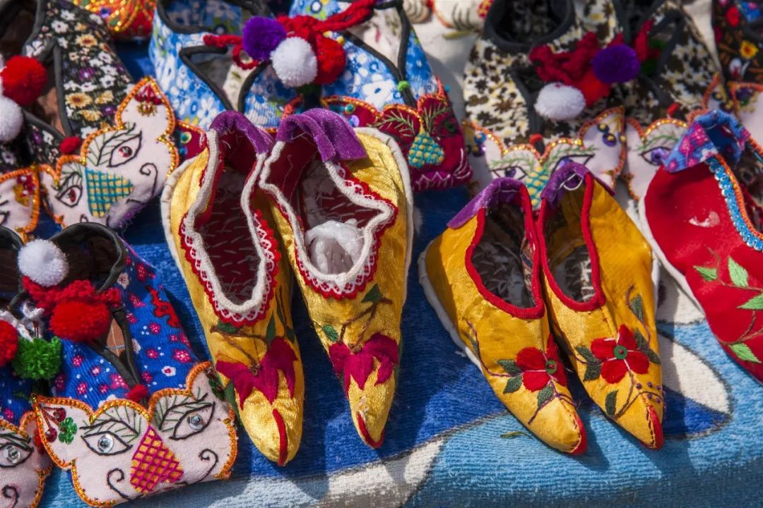 一个猫爪杯被炒至千元,真的不是恋足癖吗?