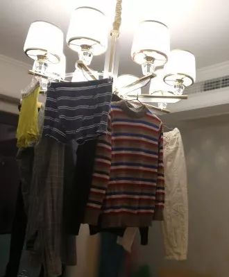 连续下雨……姑娘穿了没干透的内衣裤，结果住院了！