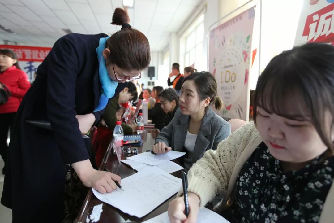 富裕县春风行动招聘会,博白春风行动现场招聘会