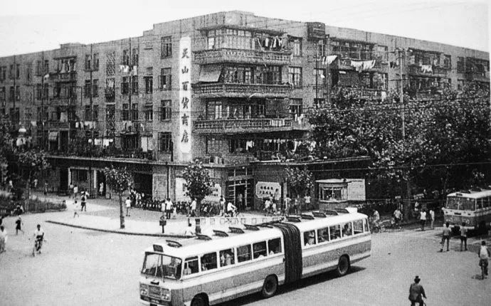去处｜60年代不输南京路，80年代成潮流前线！这里有独家记忆！