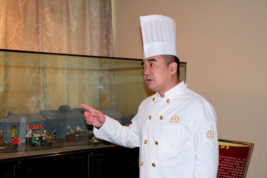 咥一碗西安羊肉泡馍,咥一碗牛羊肉饸饹面