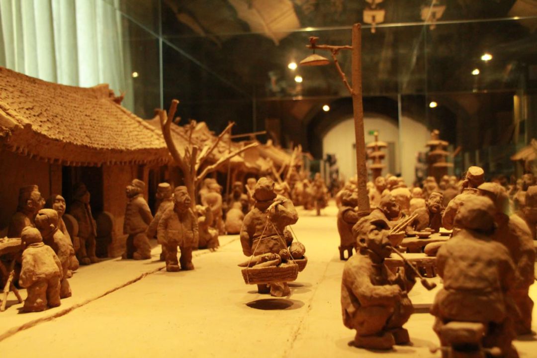 咥一碗西安羊肉泡馍,咥一碗牛羊肉饸饹面