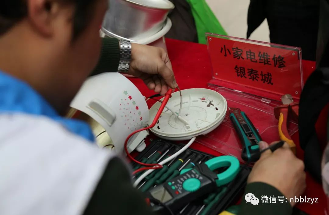 今天,北仑银泰城很热闹!