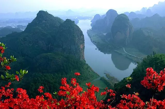 3月8号妇女节国家有规定放假吗,3月8日妇女节公司不给放假合法吗