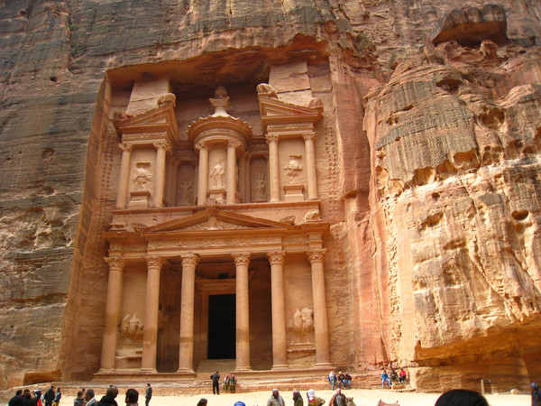 约旦佩特拉古城的介绍,约旦佩特拉古城完整版