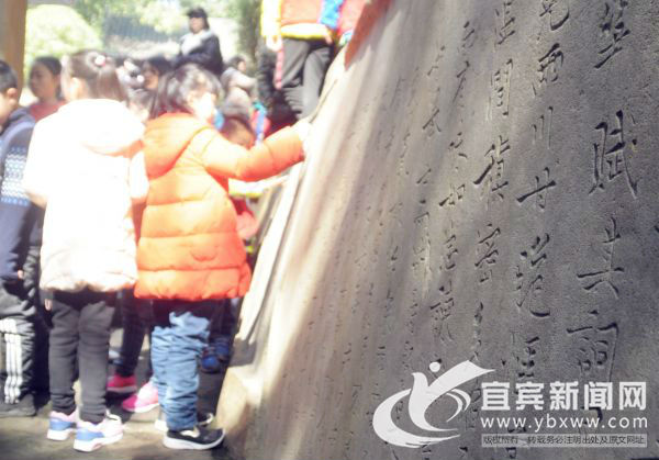 璧忓悕鑳滃彜杩瑰徆鍙や汉椋庨噰,璧忚繙鍙ら鍏夊搧榄呭姏瀹朵埂